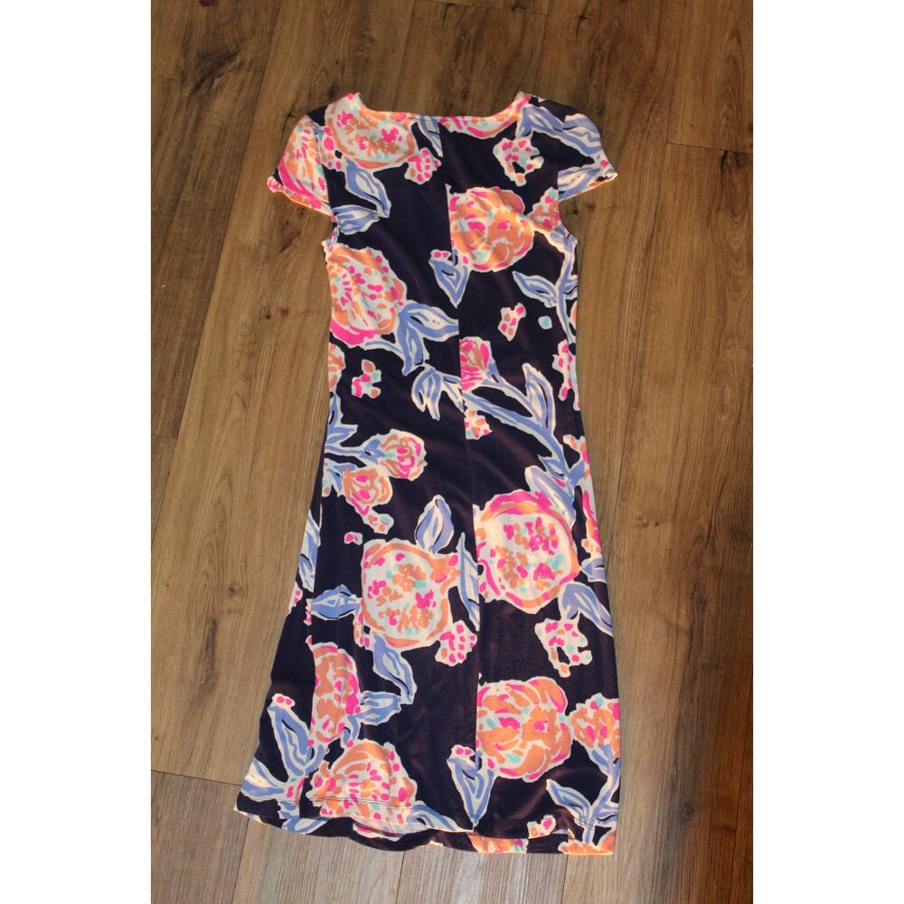 Lilly Pulitzer Kyra Midi Dress Navy Floral Cap Sleeve Ruched Size Small - Picture 2 of 5